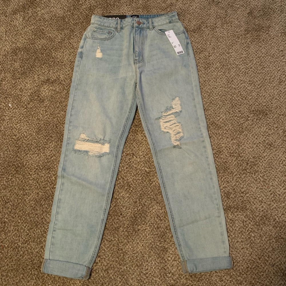 BDG high rise mom jeans size 26 nwt